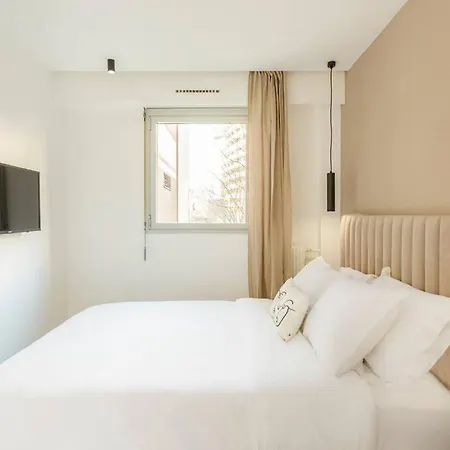 Luxurious 3 Min Walk From Eiffel Tower Appartamento