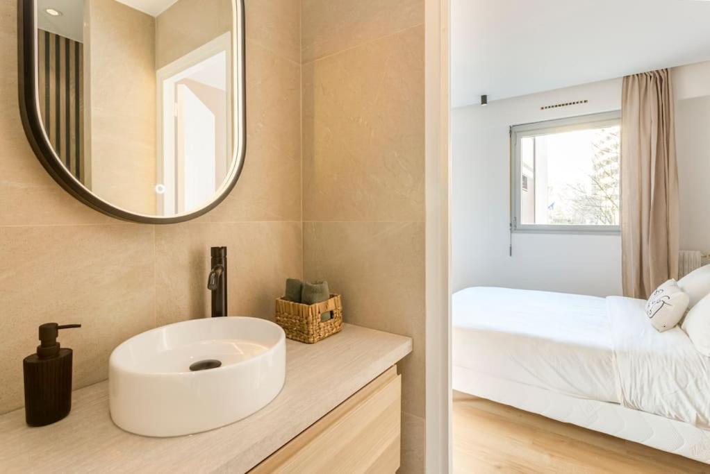 Appartamento Luxurious 3 Min Walk From Eiffel Tower